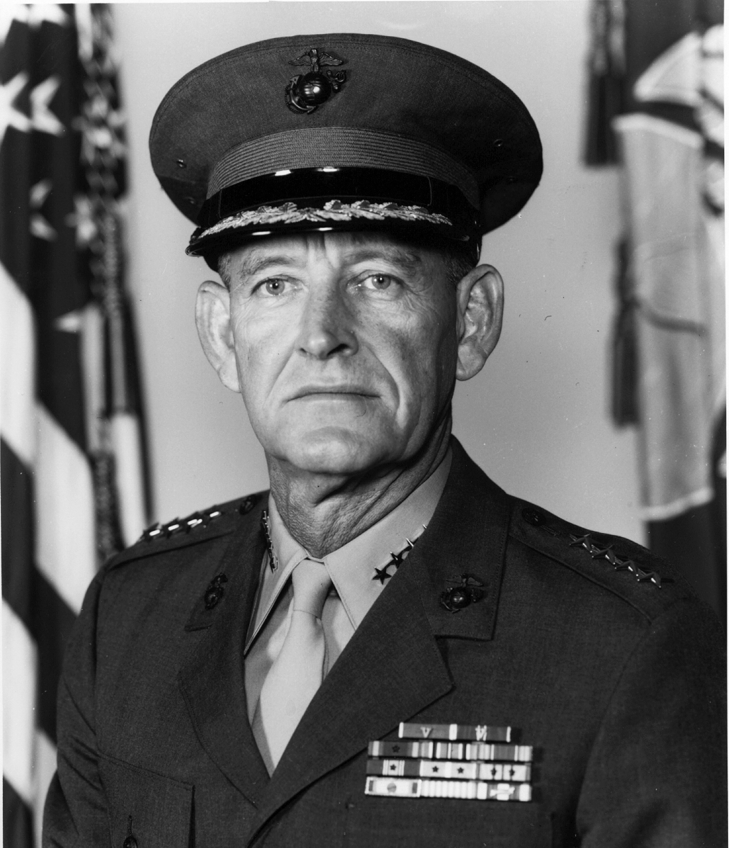 Photo of photos/Kenneth McLennan_General USMC 1925-2005 portrait